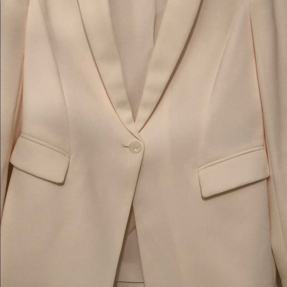 White business jacket - Picture 3 of 5